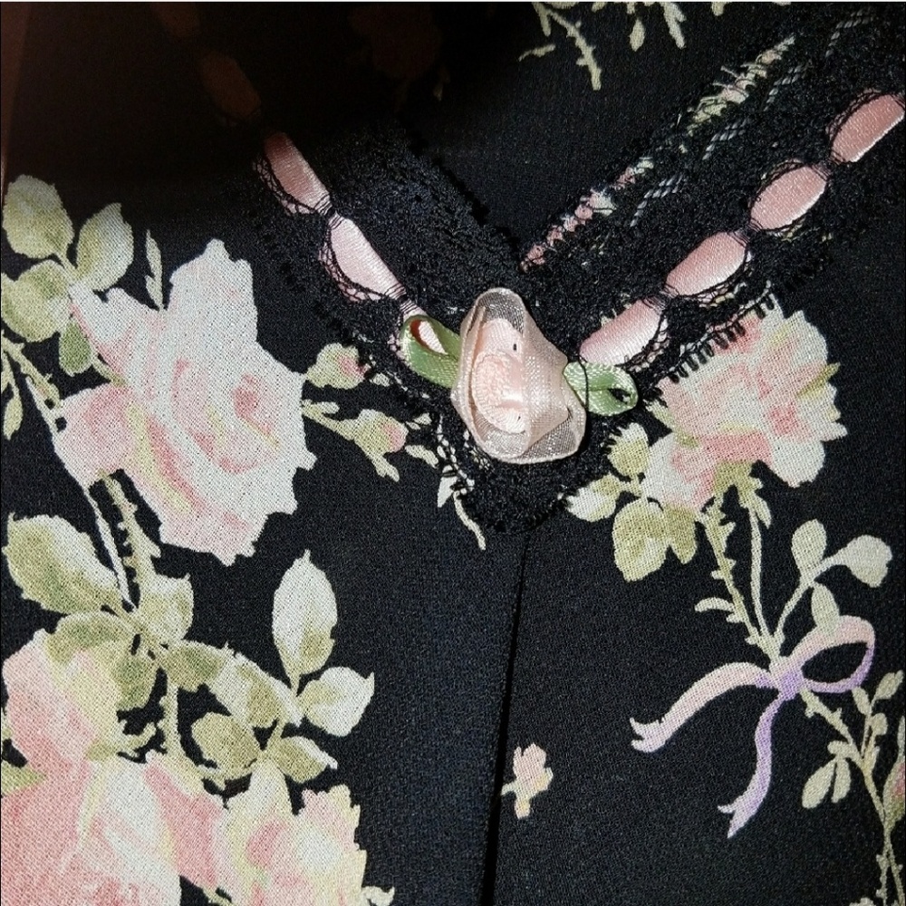 Gorgeous 2 piece Nightgown Set, Gown and Robe